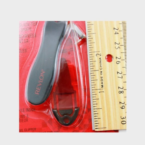Revlon Swivel Head Nail Clipper - Picture 6 of 8